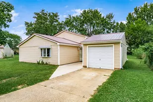 641 Blarney Stone Ct, Galloway, OH 43119 - Photo 1