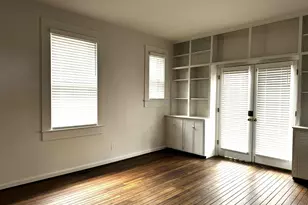 561 S 5th St, Columbus, OH 43206 - Photo 8