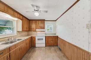 121 E Sheridan Ave, Somerset, OH 43783 - Photo 22