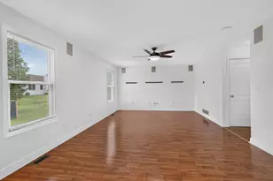 8839 Meadow Grass Ln, Lewis Center, OH 43035 - Photo 22