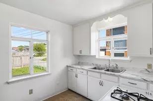 571 S Hague Ave, Columbus, OH 43204 - Photo 18