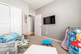 319 Mannaseh Dr W, Granville, OH 43023 - Photo 26