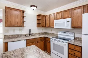 6368 Chelsea Glen Dr, Canal Winchester, OH 43110 - Photo 10