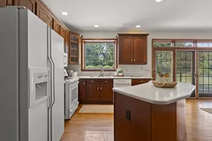2227 Ashbury Close, Powell, OH 43065 - Photo 16