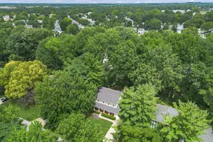 366 Bailey Pl, Columbus, OH 43235 - Photo 4