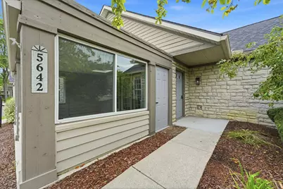 5642 Villa Gates Drive, Hilliard, OH 43026 - Photo 4