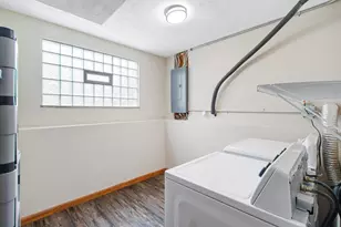 862 Eliots Oak Rd, Columbus, OH 43228 - Photo 18