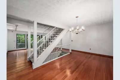 3132 Walden Ravines, Columbus, OH 43221 - Photo 10