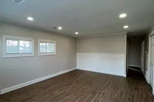 2067 Rankin Ave, Columbus, OH 43219 - Photo 4