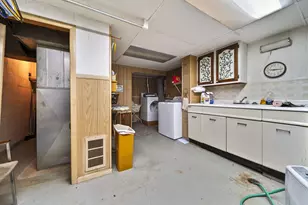 881 S Brinker Ave, Columbus, OH 43204 - Photo 42