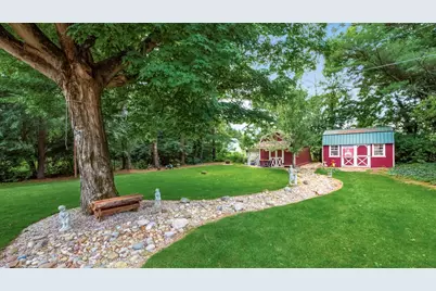 2015 Russell Drive, Zanesville, OH 43701 - Photo 4