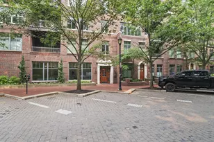 251 Daniel Burnham Square, Columbus, OH 43081 - Photo 2