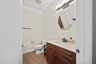 251 Daniel Burnham Square, Columbus, OH 43081 - Photo 24