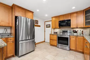 6777 Merwin Rd E, Columbus, OH 43235 - Photo 10