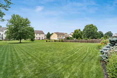 1836 Royal Oak Drive, Lewis Center, OH 43035 - Photo 2