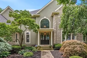 7247 Poppy Hills Ct, Blacklick, OH 43004 - Photo 2