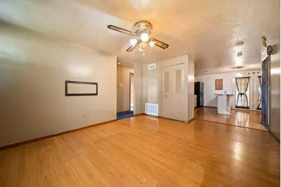 839 Bradwell Drive, Columbus, OH 43207 - Photo 6