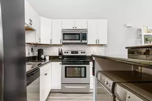 1276 N High St, Columbus, OH 43201 - Photo 8