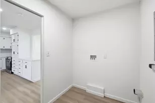 3389 Dillward Dr, Columbus, OH 43219 - Photo 22