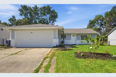 3389 Dillward Drive, Columbus, OH 43219 - Photo 1