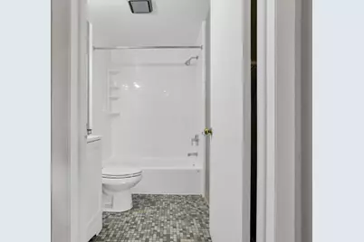 1746 Pine Tree Street S #H, Columbus, OH 43229 - Photo 30