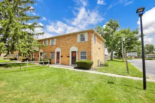 1746 Pine Tree St S, Columbus, OH 43229 - Photo 4