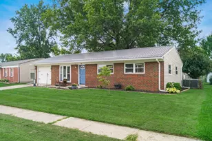 129 Lincolnshire Rd, Columbus, OH 43230 - Photo 2