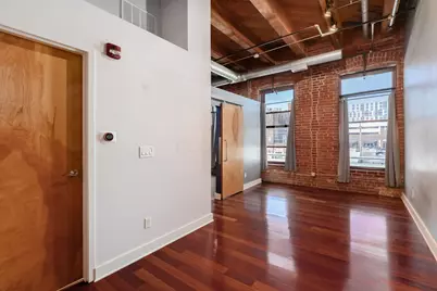 150 E Main Street #207, Columbus, OH 43215 - Photo 6