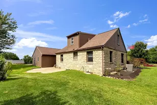 395 N Main St, Johnstown, OH 43031 - Photo 32