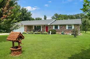 4049 Walnut Grove Cir, Urbana, OH 43078 - Photo 4