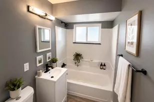 904 Reeb Ave, Columbus, OH 43207 - Photo 10