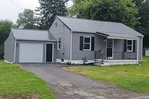 276 Bank St, Mount Gilead, OH 43338 - Photo 1