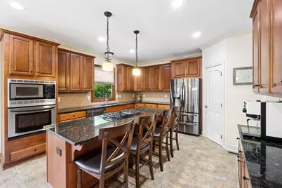 8069 Saybrook Drive, Westerville, OH 43082 - Photo 16