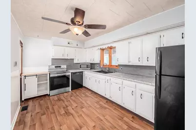 548 E High Avenue, Bellefontaine, OH 43311 - Photo 16