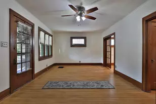 306 Crestview Rd, Columbus, OH 43202 - Photo 10