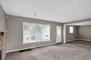 654 French Dr, Columbus, OH 43228 - Photo 8