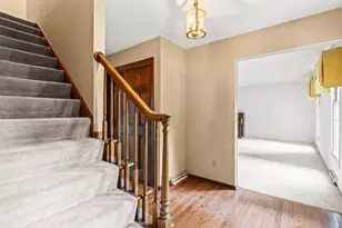 670 Carriage Ct, Newark, OH 43055 - Photo 8
