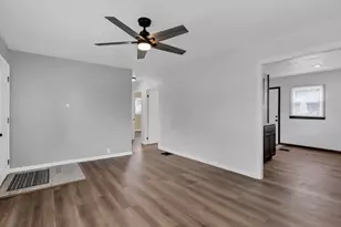 3568 Karl Rd, Columbus, OH 43224 - Photo 4