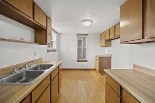 1729 S 6th St, Columbus, OH 43207 - Photo 12