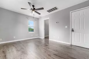 3244 E 5th Ave, Columbus, OH 43219 - Photo 30