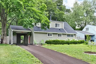 976 Joos Ave, Columbus, OH 43229 - Photo 2