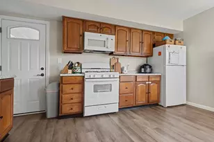 527 E 4th St, Marysville, OH 43040 - Photo 10