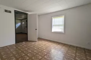 2194 W Blee Rd, Springfield, OH 45502 - Photo 6