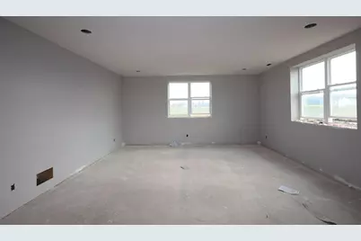 1686 Angelo Lane, Delaware, OH 43015 - Photo 4