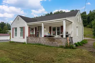 1822 Chestnut St, Coshocton, OH 43812 - Photo 2