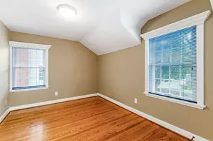 235 Fallis Rd, Columbus, OH 43214 - Photo 14