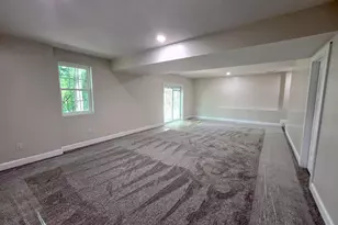 942 Country Club Dr, Howard, OH 43028 - Photo 32
