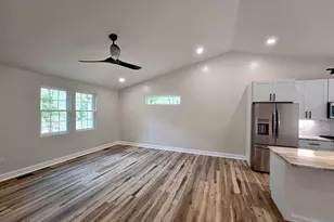 942 Country Club Dr, Howard, OH 43028 - Photo 6