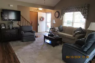 1283 Wilshire Ct, Circleville, OH 43113 - Photo 16