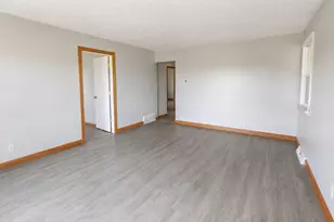 2434 Greenfield Sabina Rd SW, Washington Court House, OH 43160 - Photo 6
